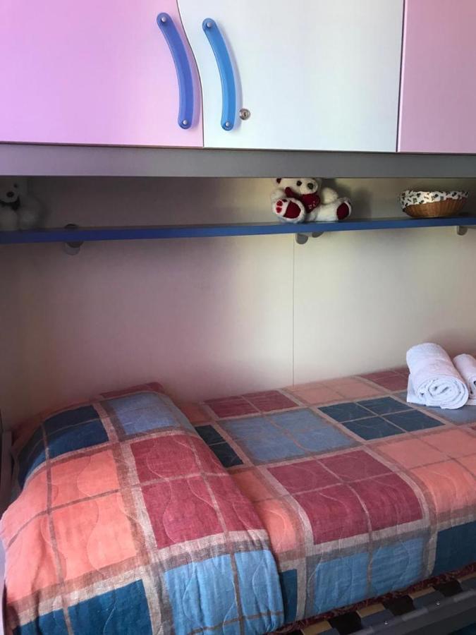 Casa Vacanza Nonna Adri โมโนโปลี ภายนอก รูปภาพ